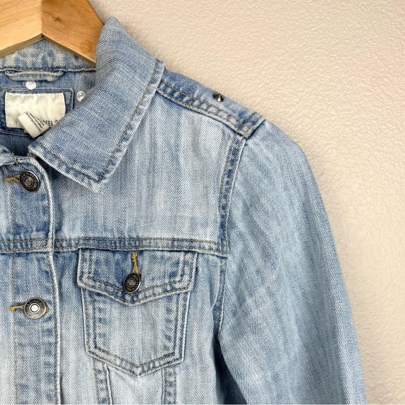 Vintage Forever 21 Studded Distressed Jean Jacket - Picture 5 of 6